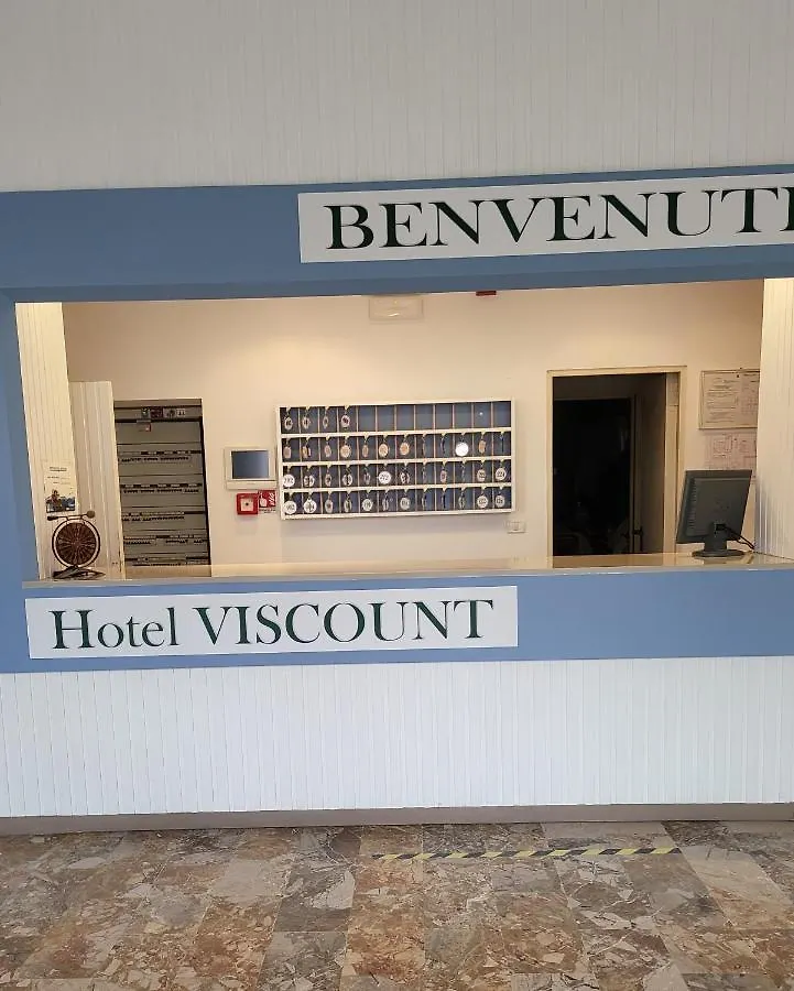 Hotel Viscount Riccione 2*,  Italia